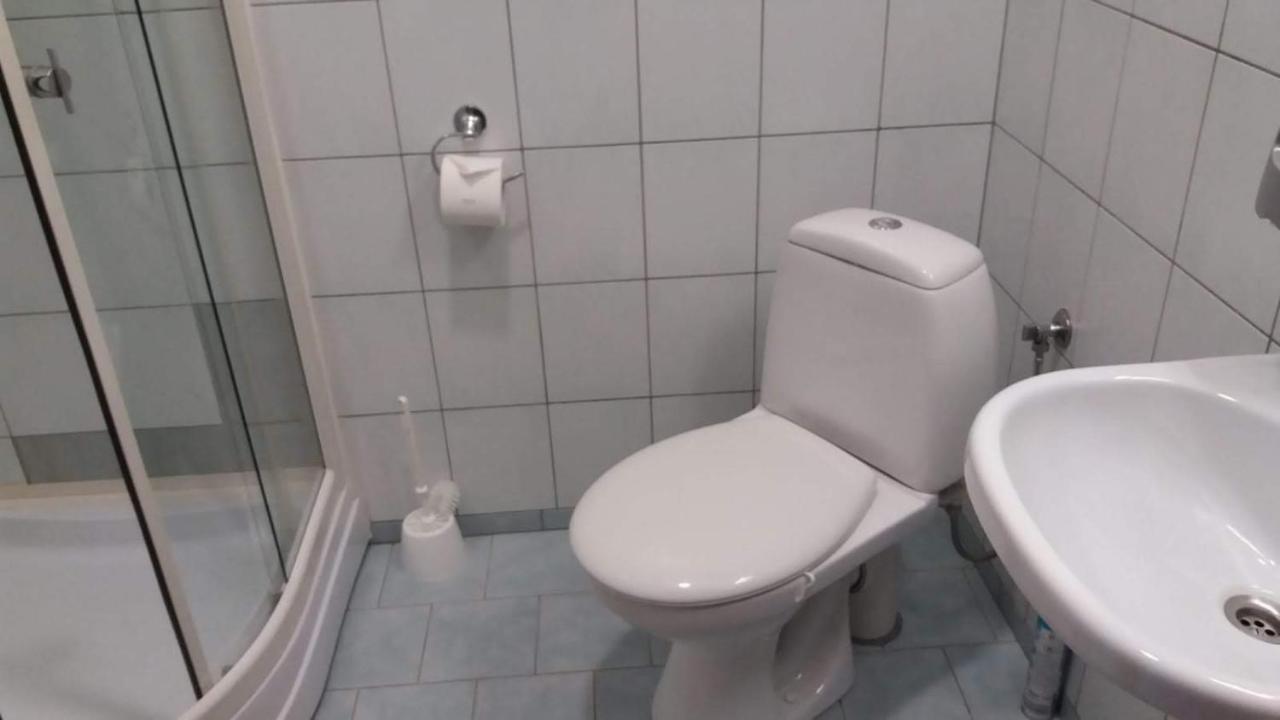 Metras Maja Hotel Aizpute Buitenkant foto
