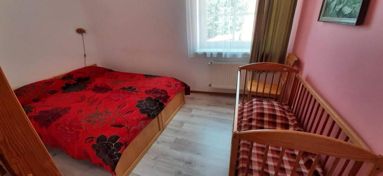 Metras Maja Hotel Aizpute Buitenkant foto